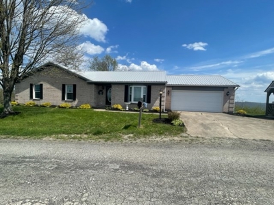 Brick Ranch home on crawl space for sale - image 1