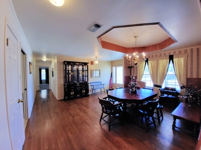 Large Country Home and Land in Central West Texas - image 8