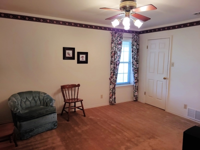 Large Country Home and Land in Central West Texas - image 25