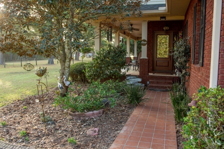 3/3 Brick Home on 98 Acres in Live Oak, FL For Sale - image 22
