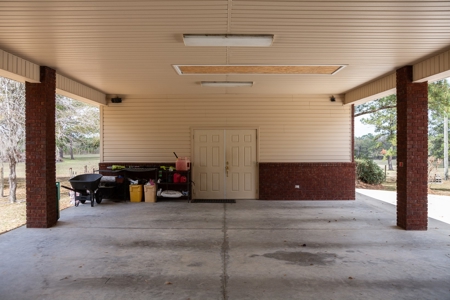 3/3 Brick Home on 98 Acres in Live Oak, FL For Sale - image 28