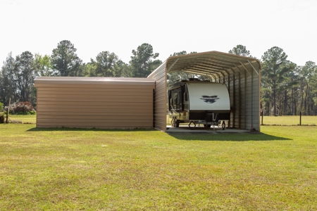 3/3 Brick Home on 98 Acres in Live Oak, FL For Sale - image 21