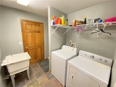 Country Home on Acreage For Sale. Hunting, Fishing, Pasture - image 21