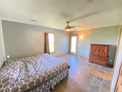 Country Home on Acreage For Sale. Hunting, Fishing, Pasture - image 14