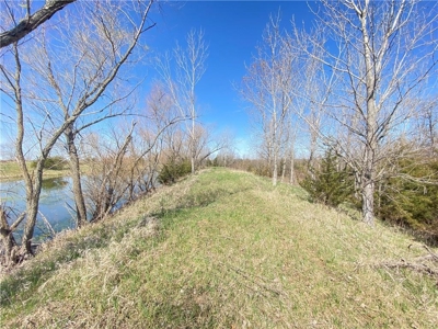 Country Home on Acreage For Sale. Hunting, Fishing, Pasture - image 31