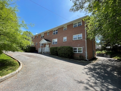 Apartment Building for Sale in Radford VA! - image 3