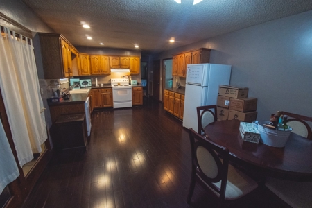 4 BR, 2 BA Home in Bean Station, TN For Sale - image 35