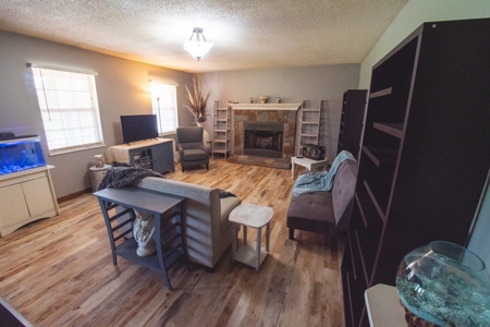 4 BR, 2 BA Home in Bean Station, TN For Sale - image 34