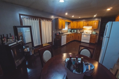 4 BR, 2 BA Home in Bean Station, TN For Sale - image 36