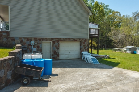 4 BR, 2 BA Home in Bean Station, TN For Sale - image 8