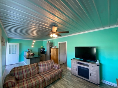 Rare Property Find - Bell Florida! - image 32