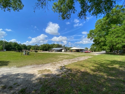 Rare Property Find - Bell Florida! - image 40