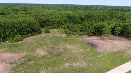 Premier Hunting Tract With Building Site - Macon County, Mo - image 6