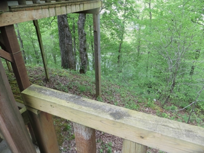 Log Cabin Overlooking River For Sale in Mammoth Spring, AR - image 3