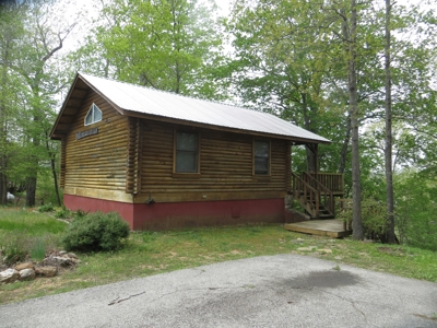 Log Cabin Overlooking River For Sale in Mammoth Spring, AR - image 2