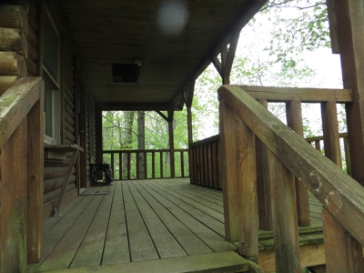 Log Cabin Overlooking River For Sale in Mammoth Spring, AR - image 4
