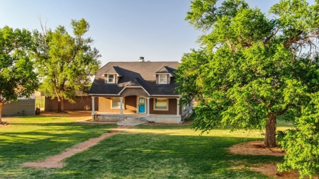 Texas COUNTRY Home in Sudan, TX w/ACREAGE Lamb - image 2
