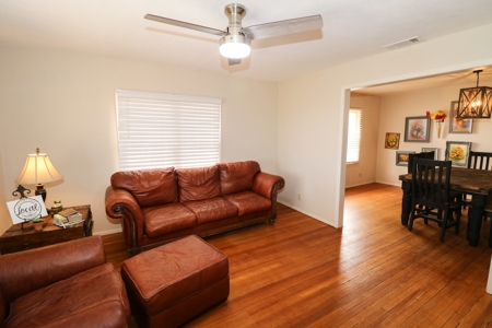 Texas COUNTRY Home in Sudan, TX w/ACREAGE Lamb - image 9