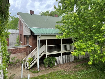 The Historic Boyce Clinic in Hohenwald Tn is For Sale! - image 17