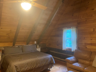 Hand Hewn Log Cabin For Sale in Kings Mountain NC - image 22