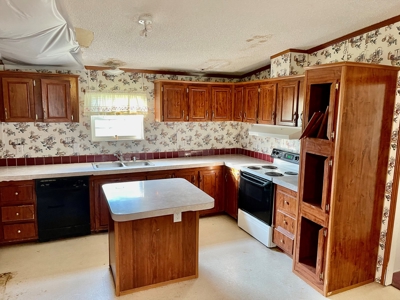 Chowan County County Home On 2.28 +/- Acres-Auction Property - image 6