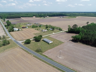 Chowan County County Home On 2.28 +/- Acres-Auction Property - image 5
