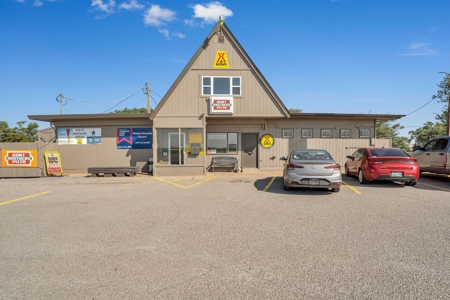 Commercial Property  For Sale Near Elk City, Oklahoma - image 7