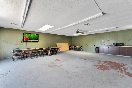 Commercial Property  For Sale Near Elk City, Oklahoma - image 22