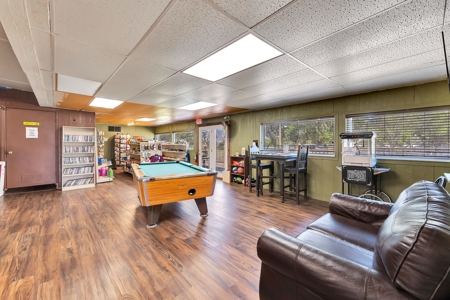 Commercial Property  For Sale Near Elk City, Oklahoma - image 13