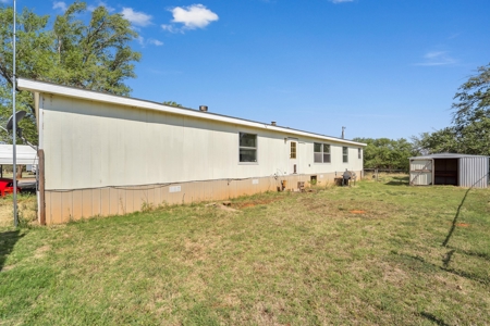 Commercial Property  For Sale Near Elk City, Oklahoma - image 28