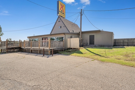 Commercial Property  For Sale Near Elk City, Oklahoma - image 18