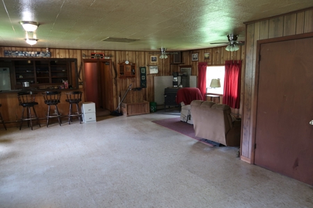 Absolute Real Estate Auction - image 8