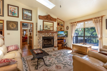 River Home In Hatchbend! Branford Florida! - image 7
