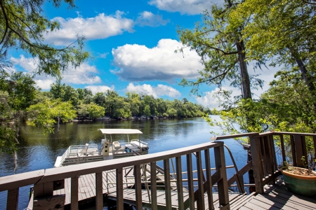 River Home In Hatchbend! Branford Florida! - image 36