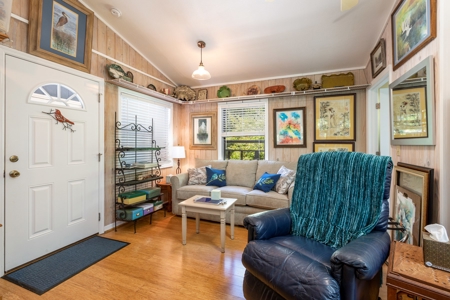 River Home In Hatchbend! Branford Florida! - image 33