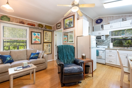 River Home In Hatchbend! Branford Florida! - image 32