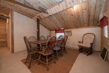 East Texas Ranch with Cabin - image 6