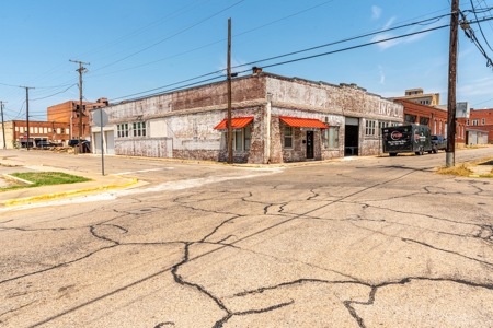 Business & Office Warehouse Building For Sale Paris Texas - image 25