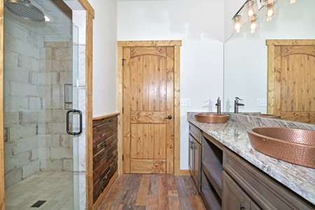 Colorado Log Sided Mountain Home with Live Stream - image 14