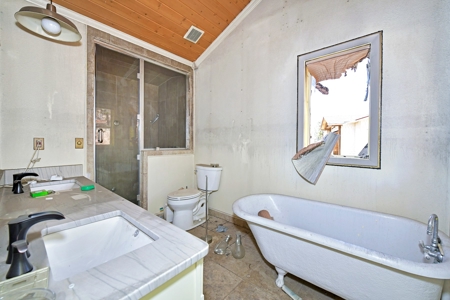 Potential Investment Property for Sale in the Colorado - image 17