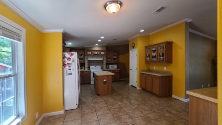 Fishing Property For Sale on Lake Amanda - image 4