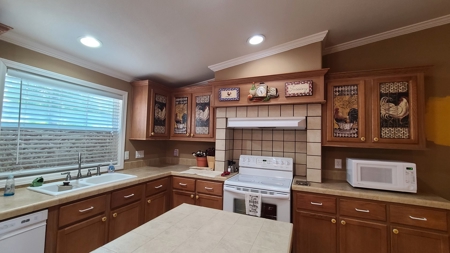 Fishing Property For Sale on Lake Amanda - image 9