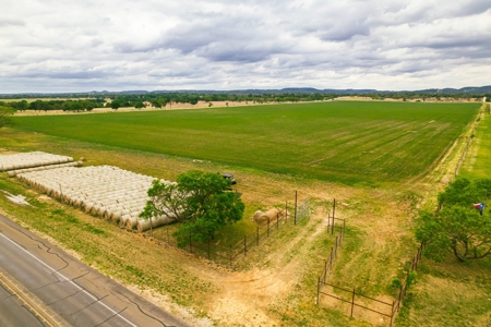 100+ acres priced to sell just outside of Comfort, TX! - image 1