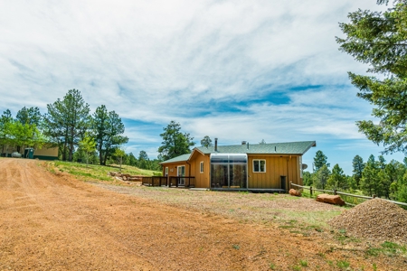 Colorado Cabin New Barn 39 Acres &  Borders Government Land - image 43