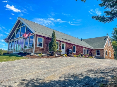 Mountain Lodge on 657±  Acres - image 1