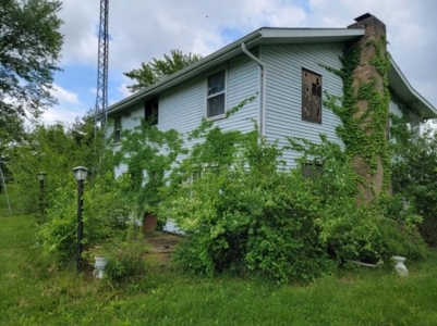 Home for Auction Selma, Indiana - image 7