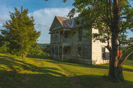 Farmhouse for Sale in Riner VA! - image 38