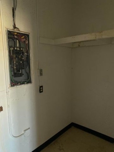 Torrance County Commercial Property in a High Traffic Area - image 5