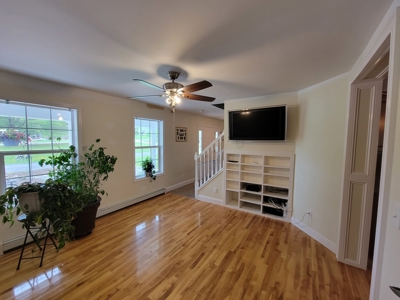 Modern Colonial with Beautiful Gardens - Saint Albans, Maine - image 5