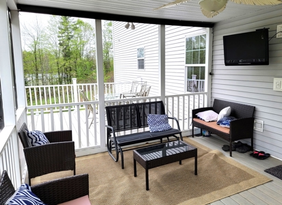 Modern Colonial with Beautiful Gardens - Saint Albans, Maine - image 12